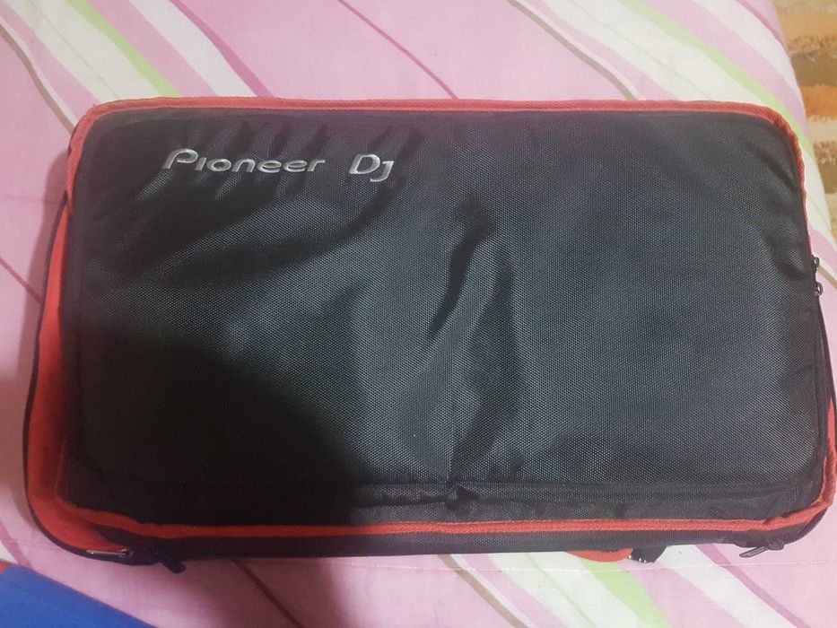 Vendo controlador pioneer DDJ-ERGO mais saco de transporte