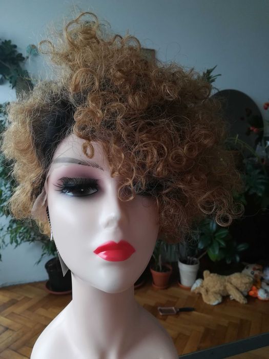 peruka naturalna z włosów ludzkich