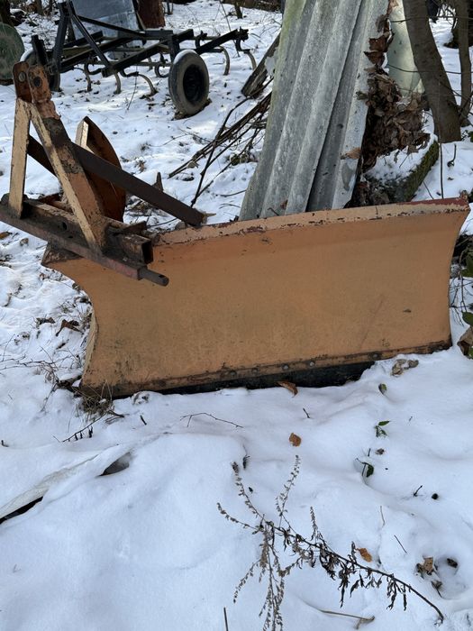 Pług do śniegu do traktora