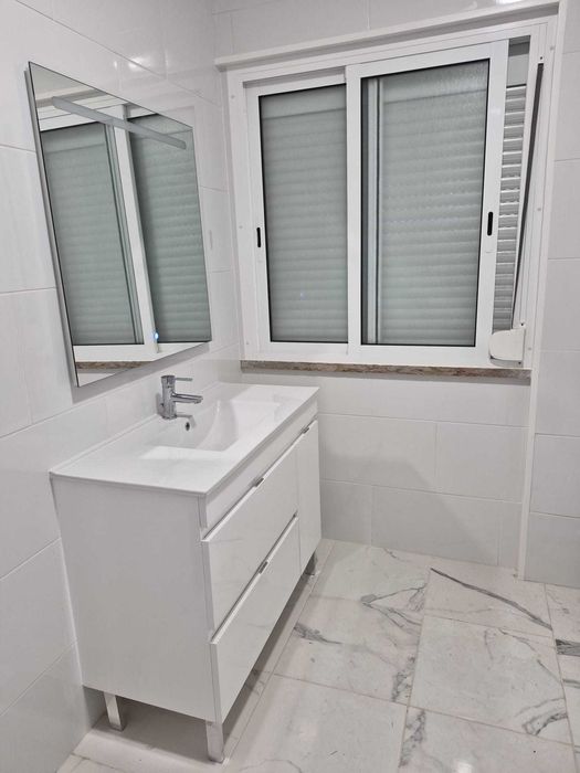 T1 Totalmente Renovado no Centro de Alverca do Ribatejo