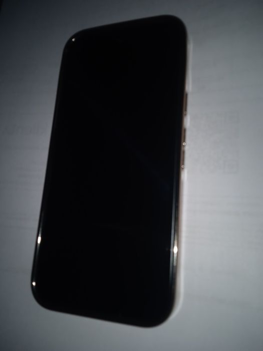 Google Pixel 10 USZKODZONY