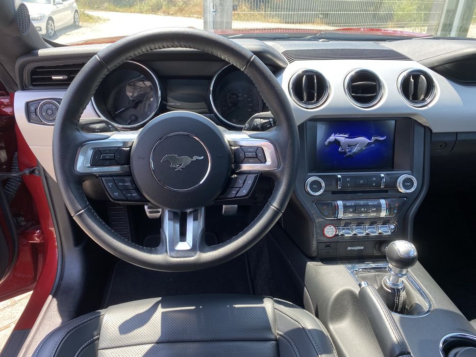 Ford Mustang - 16.821 kms - Nacional