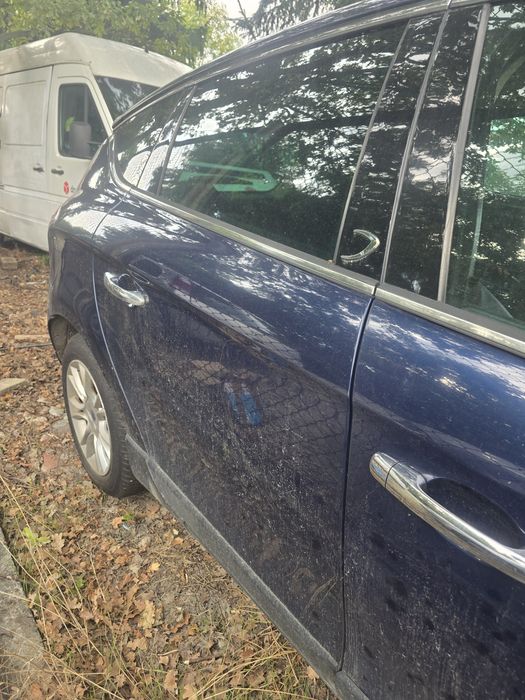 Drzwi Lancia Delta Do zalozenia w kolor Blu Nettuno
