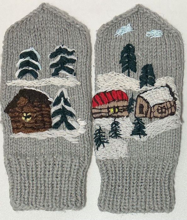 Сірі зимові рукавиці з вишивкою