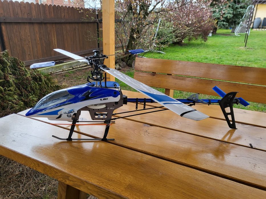 Esky 900 Performance - body