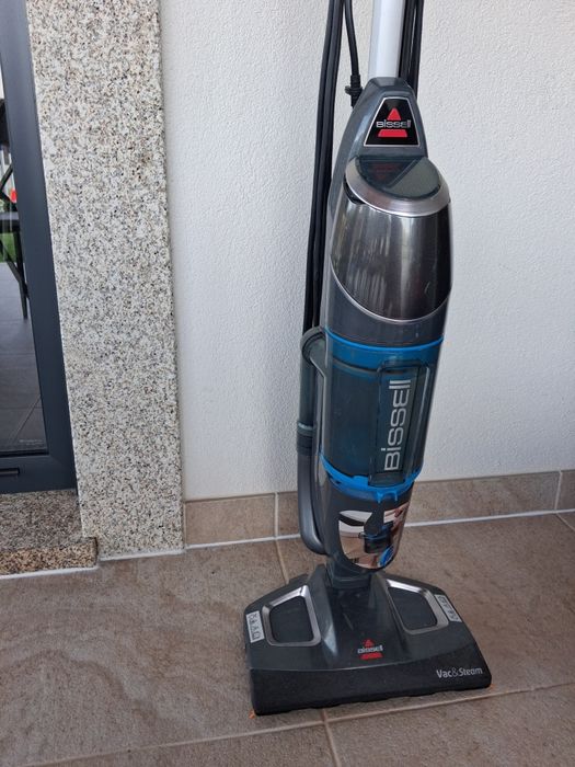 Aspirador  marca Bissel