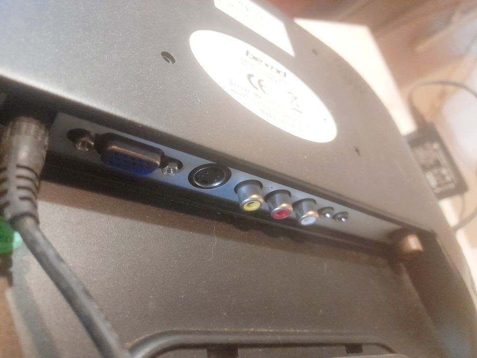 Monitor Beond 14 Polegadas