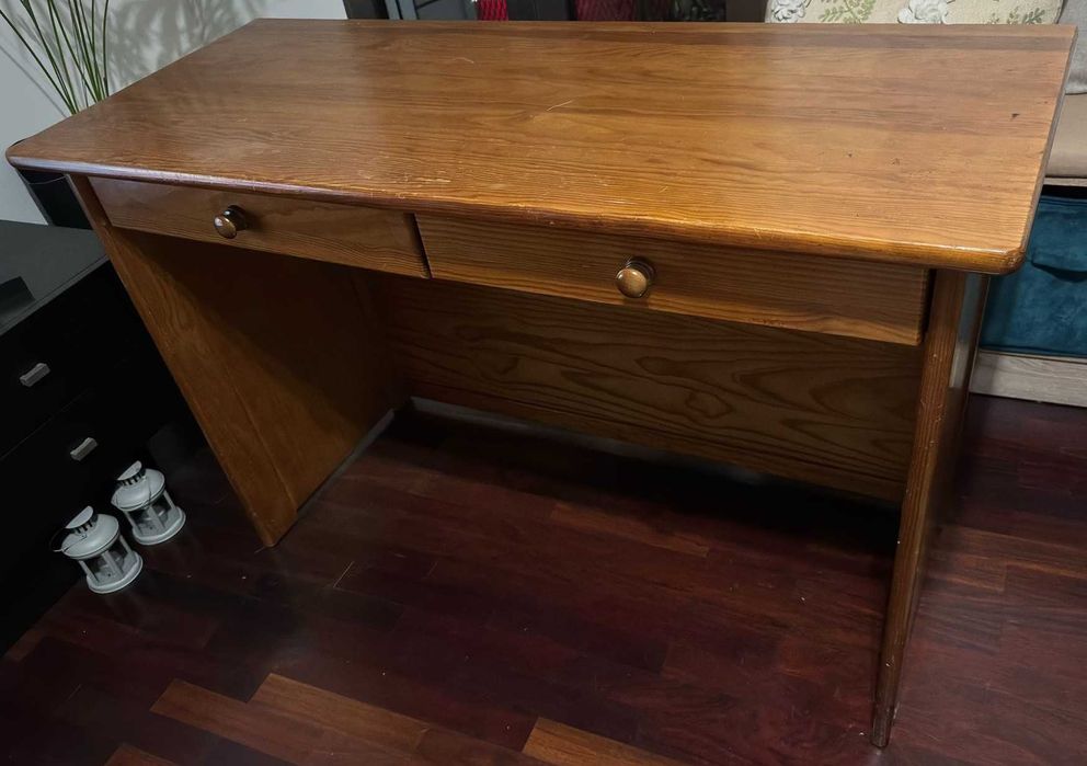 Secretária em madeira de pinho mel