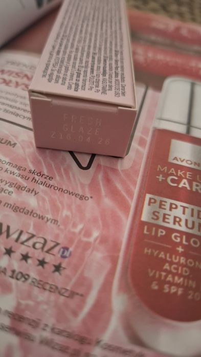 Avon.Lip gloss peptide serum .Fresh glase.
