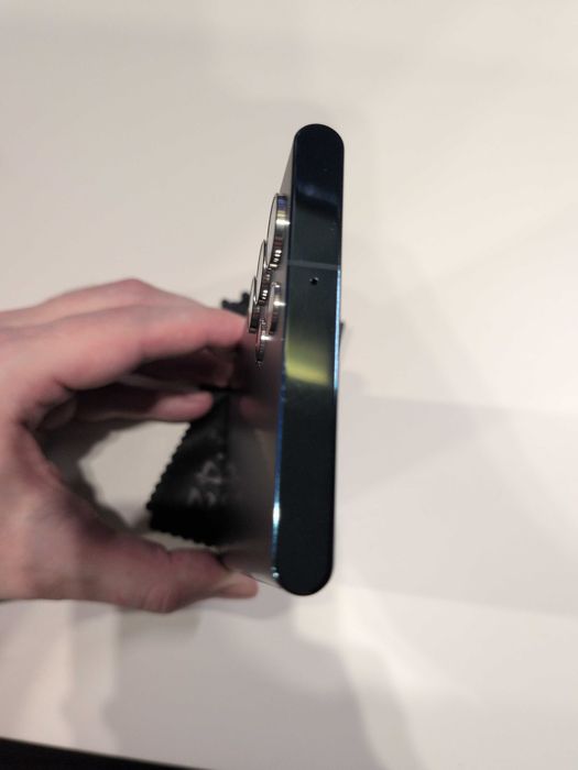Смартфон Samsung Galaxy S22 Ultra 12/512