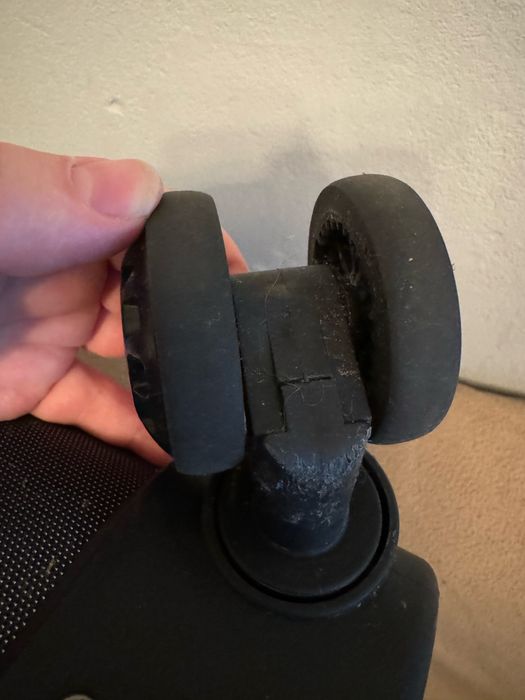 Чемодан валіза велика (L) THREE BIRDS майже новий