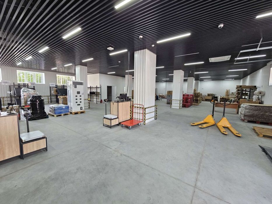 ПРОДАЖ виробничо-складської бази в м. Луцьк по вул. Володимирській!