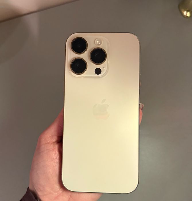 Iphone 16 pro, tytan pustynny , 128 gb