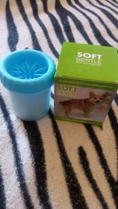 Лоток для маленьких котів, іграшка для годування собак, лапомийка.