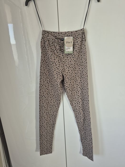 Legginsy w panterkę