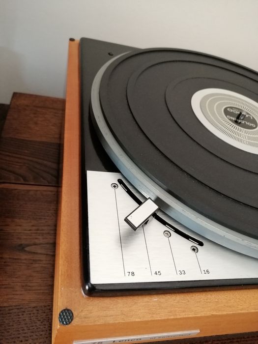 Gira-discos L 75 Lenco braço SME series III