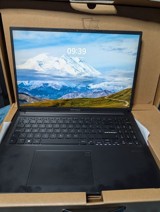 Portátil ASUS Vivobook