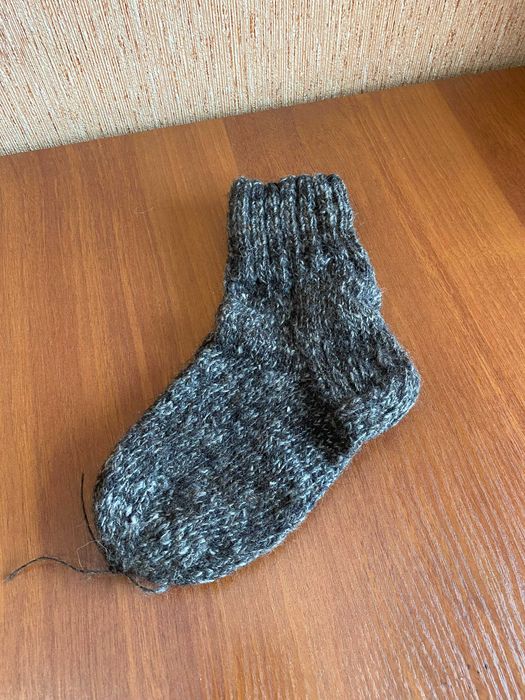 Носки ,следочки из козьего пуха+шерсть шпанки ручной работы -НОВЫЕ