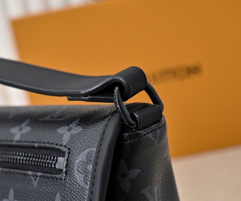 Louis Vuitton Pulse сумка мужская кожаная через плечо monogram