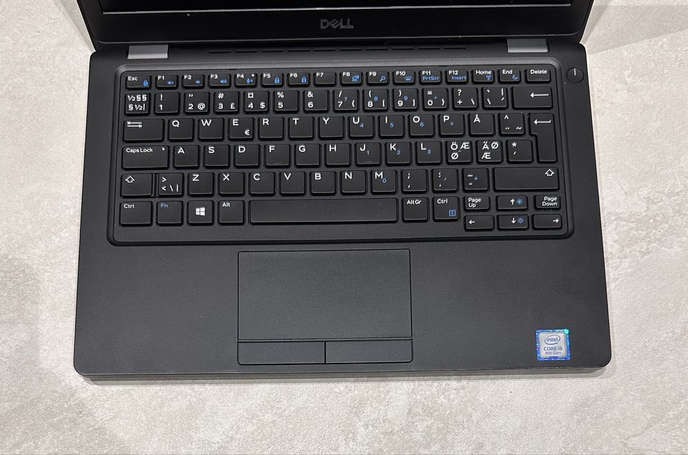 Ноутбук Dell Latitude 5290 12.5" 8/256GB SDD i5-8350! N3295