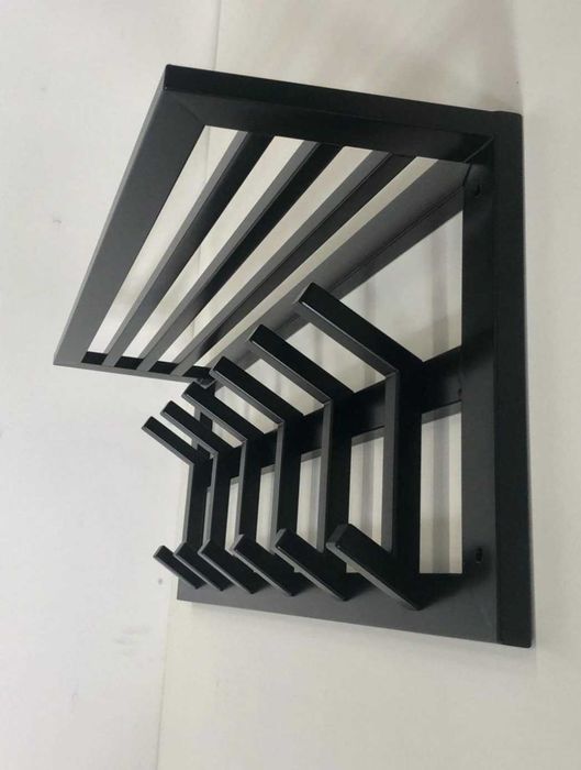 Metalowy wieszak LOFT na ubrania