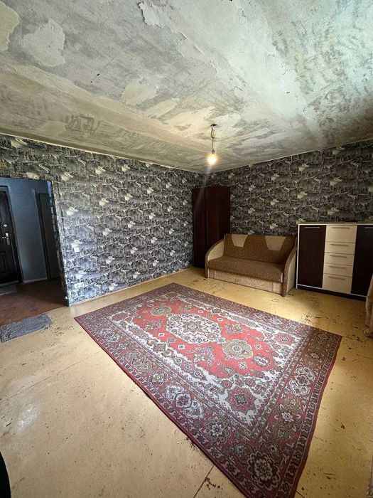 Продам 1-кімнатну квартиру в с. Титорове (раніше Таромське), вул. Академіка Павлова, 12