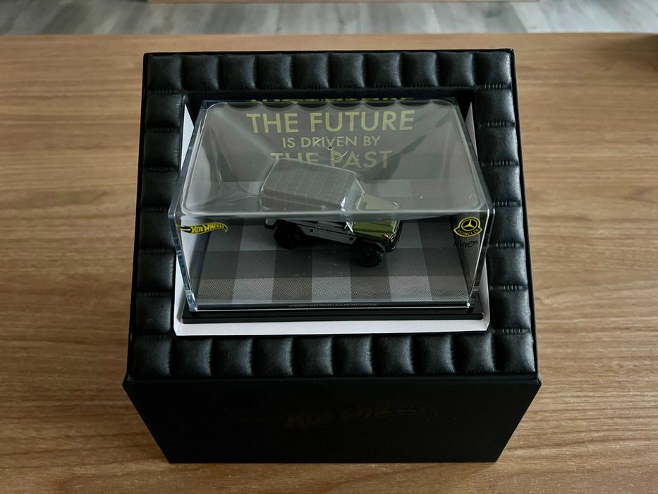 Hot Wheels Mercedes-Benz G-Class Past II Future NIGO