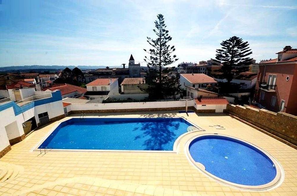 Apartamento T0 para férias com piscina em São Martinho do Porto