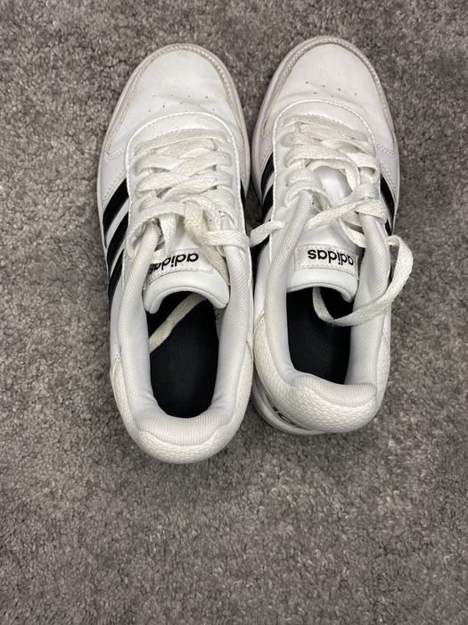 ADIDAS hoops c/ padrão colorido