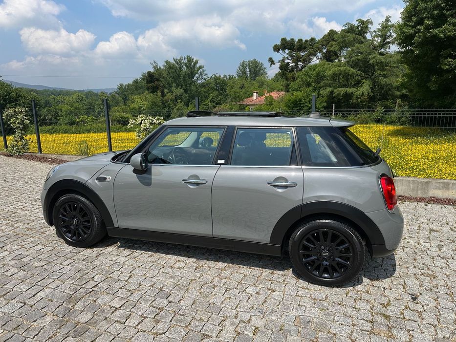 MINI 5 Portas One Aut.