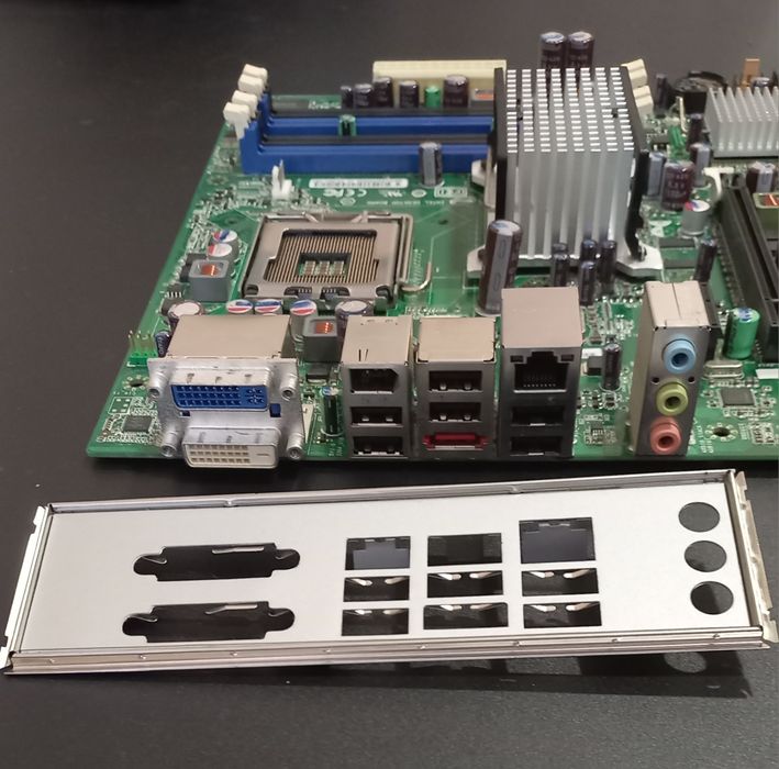 Motherboard Intel DQ45CB socket 775Motherboard Intel DQ45CB socket 775