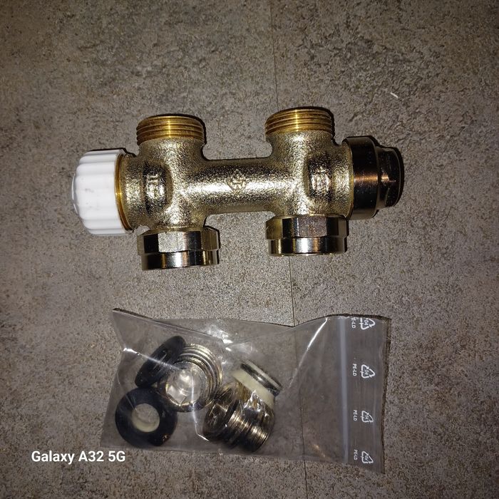 Zawór grzejnikowe dolny