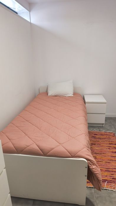Quarto com suíte em Arcozelo Barcelos para entrega imediata.