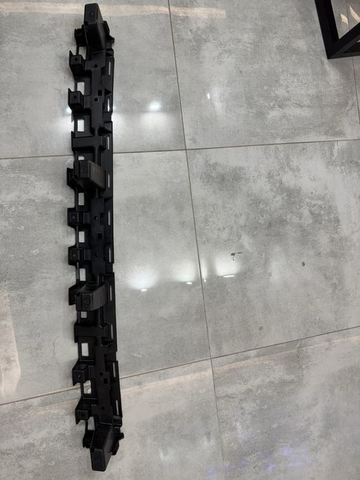 Absorber zderzaka grand cherokee 10-15 tył