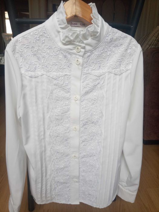 Блузка нарядная 6-9 лет