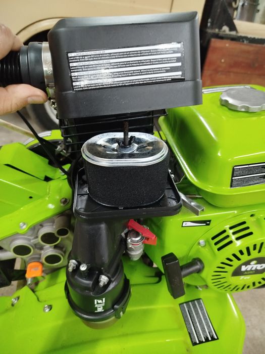 Motoenxada vito com rodas fresa e abre regos