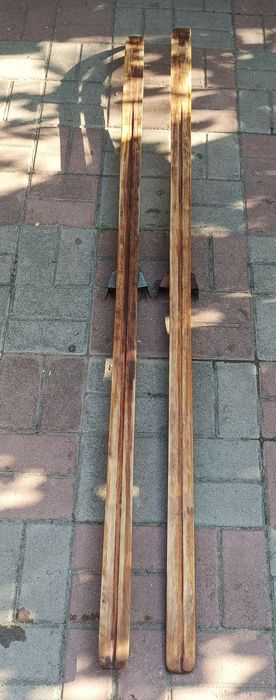 лижі дерев'яні з кріпленням під взуття