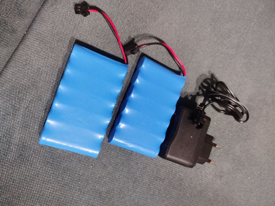 Akumulator samochód sterowany