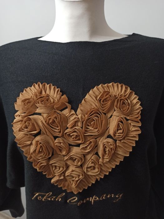 Sweter z aplikacją  - TU