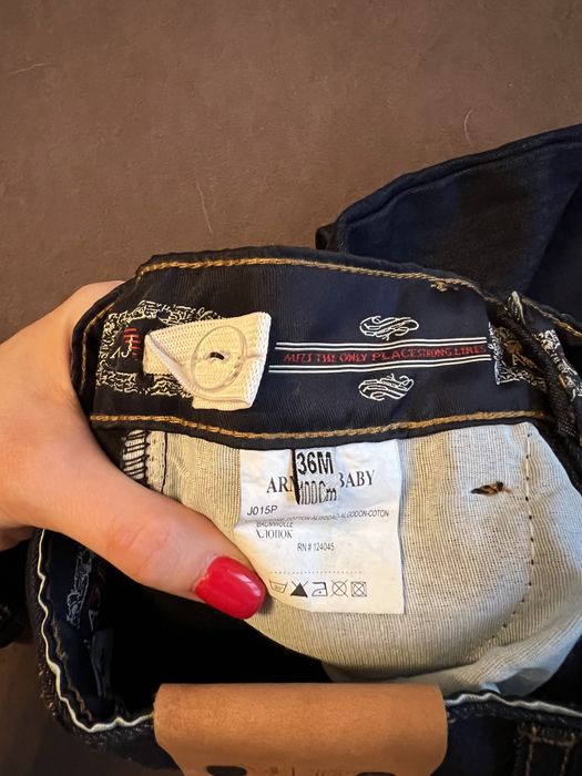 Джинси armani