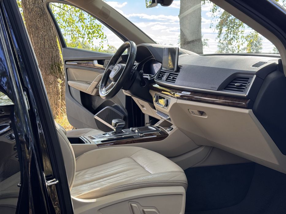 Audi q5 2018 рік