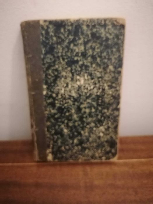 Livro “Agulha em Palheiro” de Camillo Castello Branco