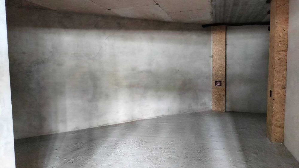 Здана комерція, гарна ціна, центр, Івано-Франківськ, продаж, сирець