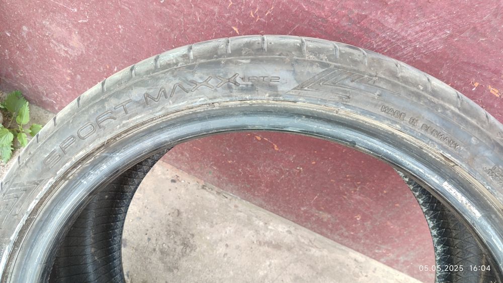 Резина Dunlop sport maxx 225*40*18