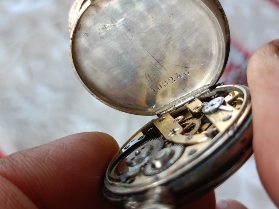 Кишеньковий Agnes годинник карманные часы