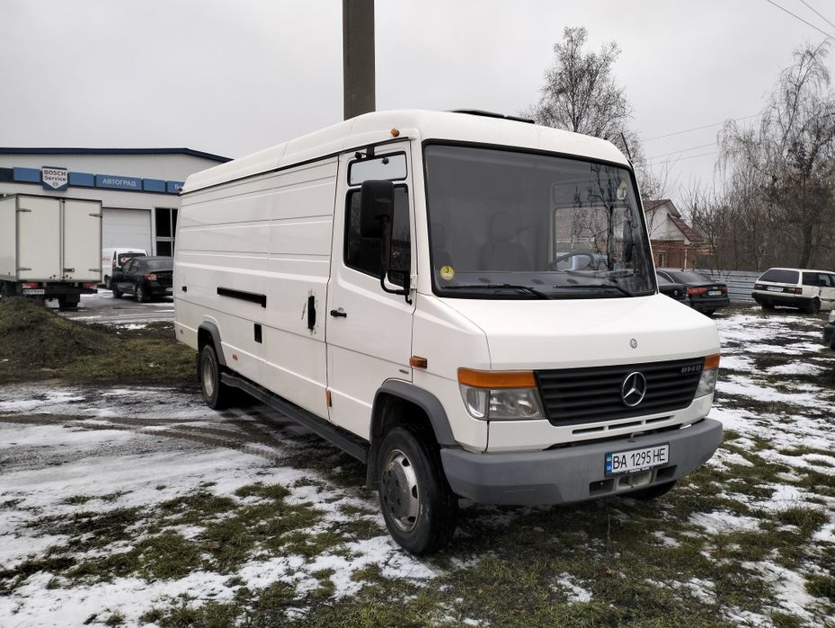 Мерседес Варіо 614.