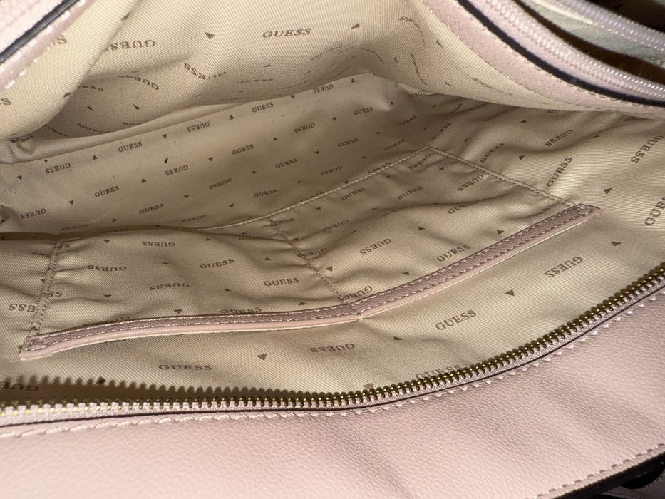 Torebka Guess na ramię