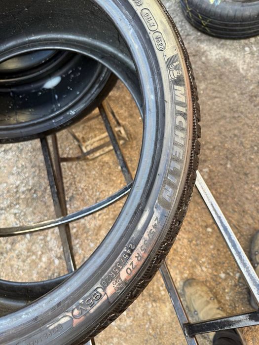 Шины БУ 245 35 R 20 Michelin Pilot Alpin 5 NaO Зимний комплект