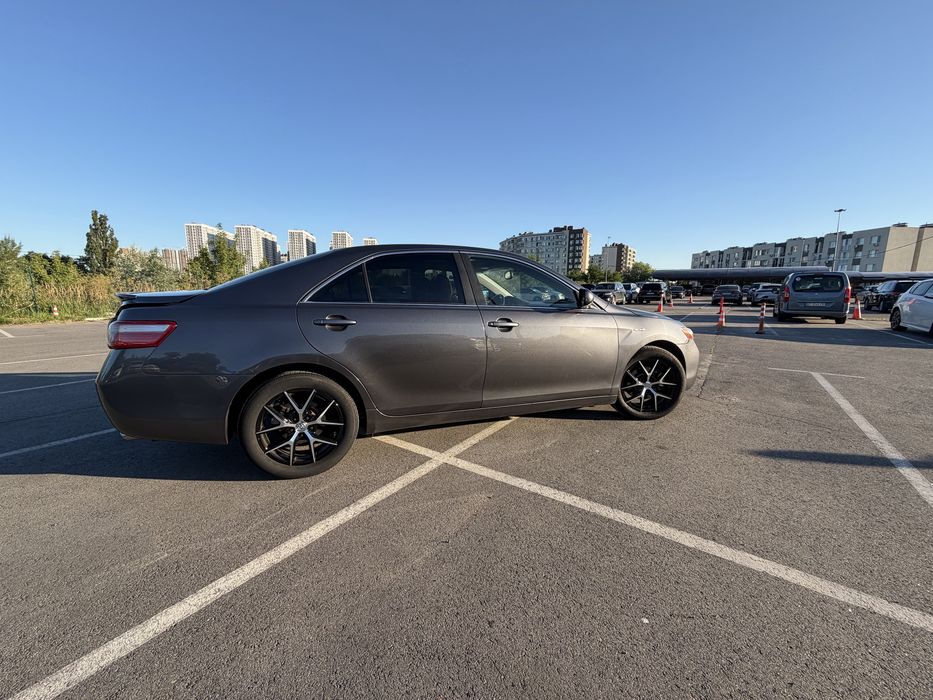 Toyota camry 40