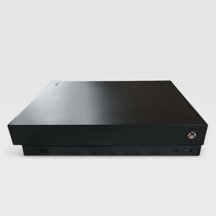 Xbox one x + pad